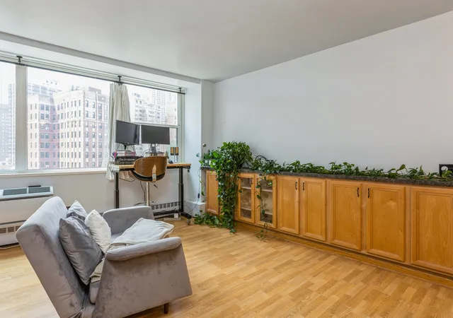 Homes for sale in Chicago, IL | 1150 N Lake Shore Dr #9J, Chicago, IL 60611 | MLS# 12511676