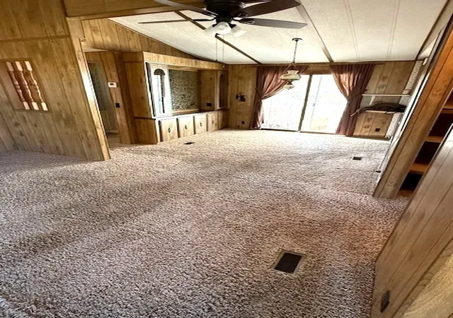 Photo 4 of Single family home for sale at 136 N Washington St, Sheffield, IL 61361 | MLS# 12516431 | Listing updated on 2026-10-28