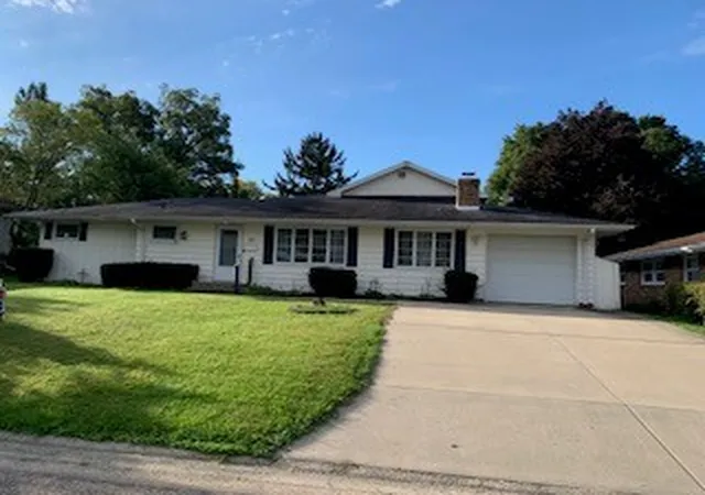 Photo 1 of Single family home for sale at 523 Barden St, Morrison, IL 61270 | MLS# 12516643 | Listing updated on 2026-09-30