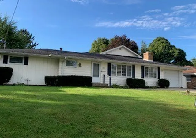 Photo 2 of Single family home for sale at 523 Barden St, Morrison, IL 61270 | MLS# 12516643 | Listing updated on 2026-09-30