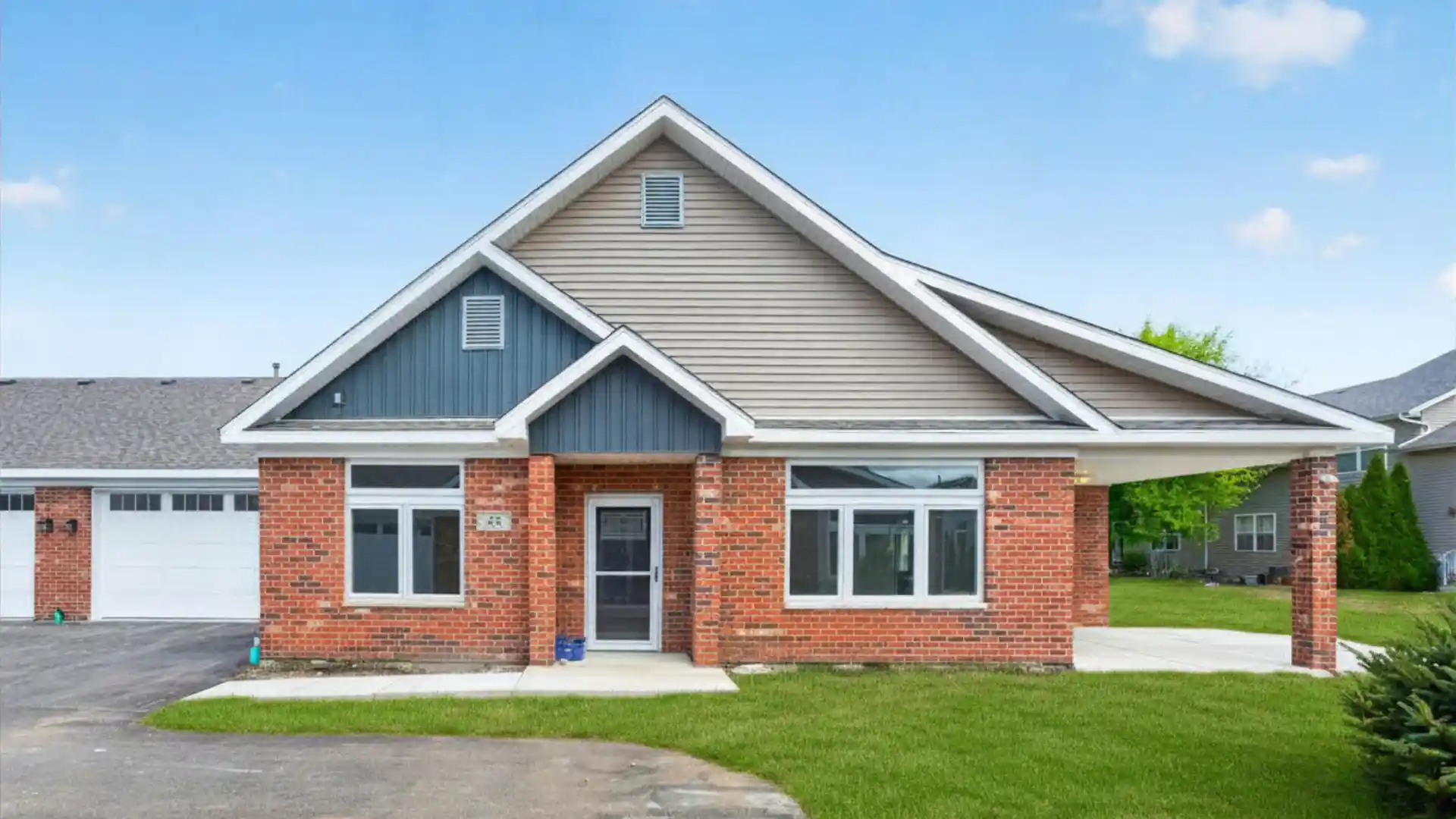 Listing Photo 1 - Condo for sale in 559 Stearn Dr located at 559 Stearn Dr, Genoa, IL 60135 - Unit #559