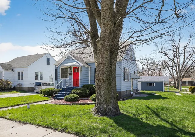 2nd image of 18504 Wentworth Ave, Lansing, IL 60438 | MLS# 12518384