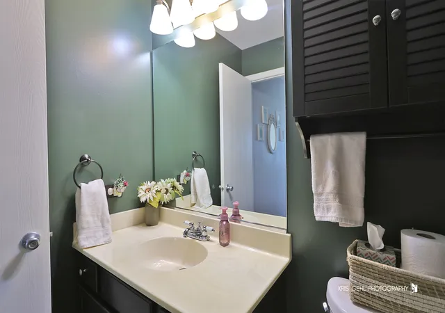Photo 4 of Single family home for sale at 2348 N Old Pond Ln, Round Lake Beach, IL 60073 | MLS# 12519184 | Listing updated on 2026-09-15