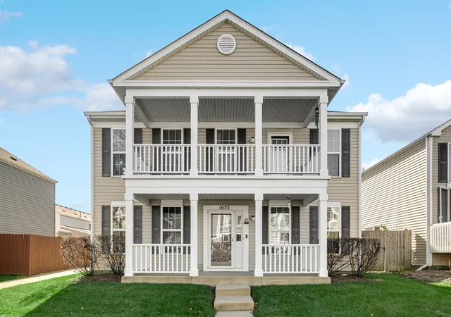 Photo 1 of Single family home for sale at 1653 Victoria Park Cir, Aurora, IL 60504 | MLS# 12519652 | Listing updated on 2026-10-29