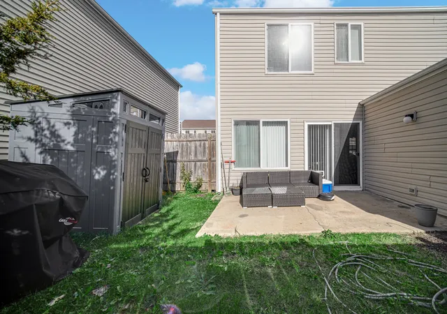 5th image of 1653 Victoria Park Cir, Aurora, IL 60504 | MLS# 12519652
