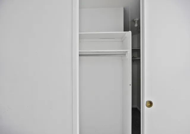 Photo 4 of Condo for sale at 4800 S Chicago Beach Dr #1910S, Chicago, IL 60615 | MLS# 12519785 | Listing updated on 2026-09-25