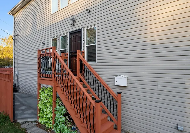 Homes for sale in Chicago, IL | 352 E 77Th St, Chicago, IL 60619 | MLS# 12520339