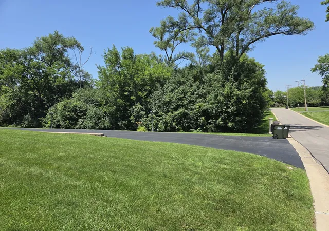 4th image of 1S070 Chase Ave, Lombard, IL 60148 | MLS# 12522299