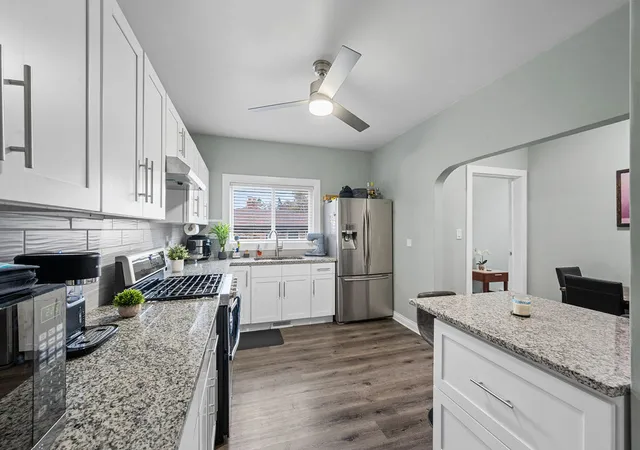 Listing Photo 4 - Condo for sale in building located at 953 Hirsch Blvd, Calumet City, IL 60409