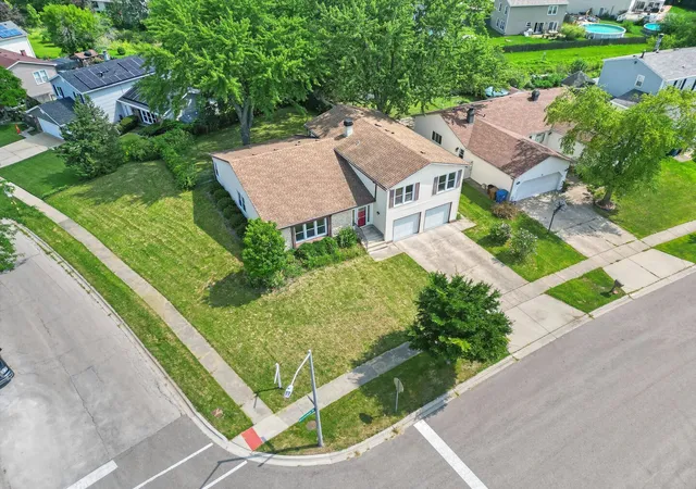 4th image of 88 Hesterman Dr, Glendale Heights, IL 60139 | MLS# 12523366