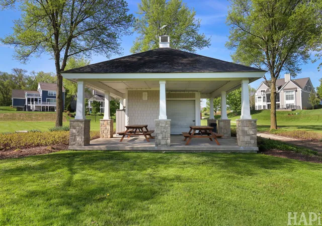 Homes for sale in Antioch, IL | 40609 N North Newport Dr, Antioch, IL 60002 | MLS# 12523888