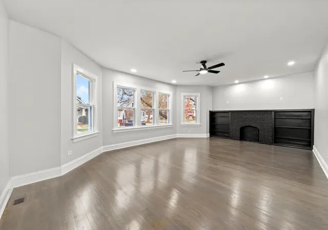 3rd image of 11009 S Normal Ave, Chicago, IL 60628 | MLS# 12523916