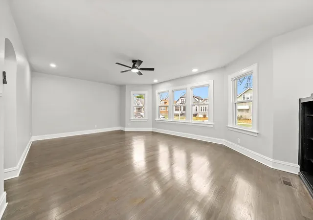 4th image of 11009 S Normal Ave, Chicago, IL 60628 | MLS# 12523916