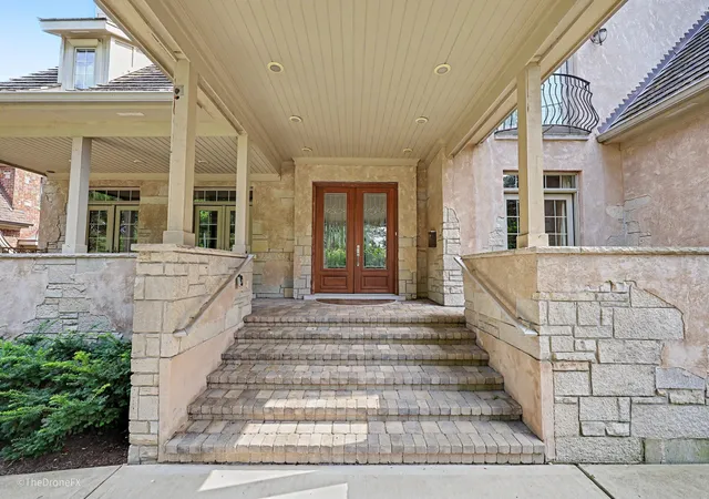 4th image of 130 Fuller Rd, Hinsdale, IL 60521 | MLS# 12524749