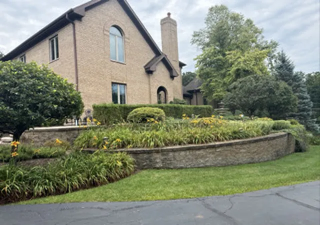 Photo 4 of Single family home for sale at 10018 Haegers Bnd Rd, Barrington Hills, IL 60102 | MLS# 12526199 | Listing updated on 2026-09-06