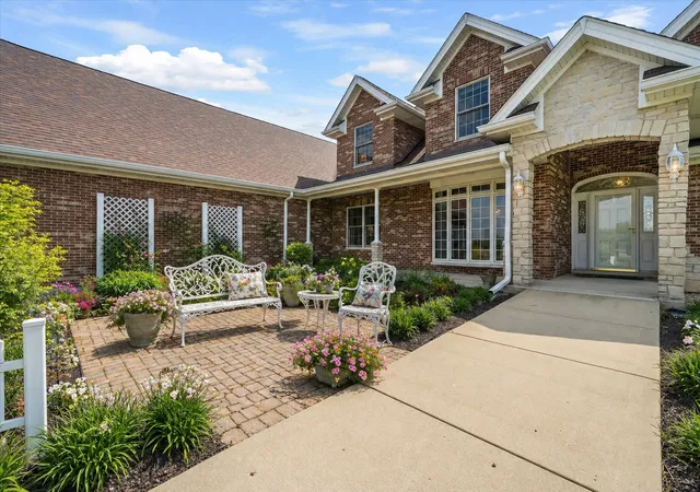 4th image of 1502 Cherry Rd, Oswego, IL 60543 | MLS# 12526887