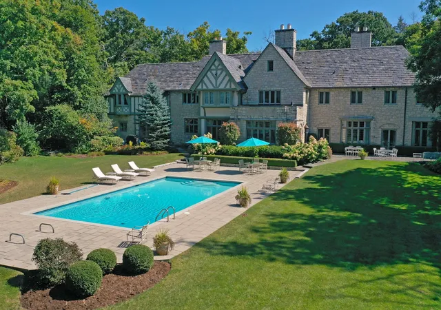 Photo 1 of Mansion for sale at 1650 Green Bay Rd, Lake Bluff, IL 60044 | MLS# 12527076 | Listing updated on 2026-09-01