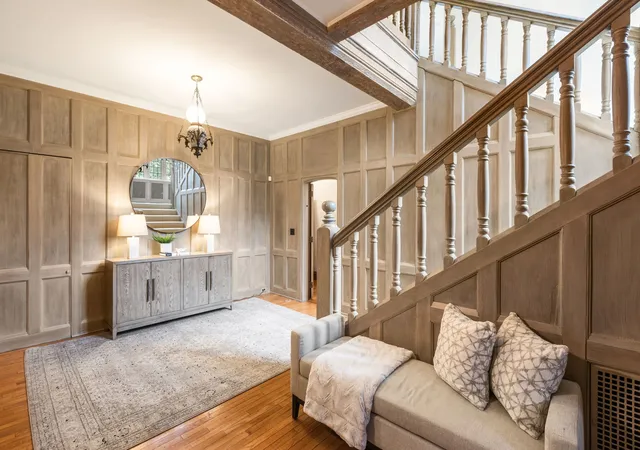 Photo 3 of Single family home for sale at 1650 Green Bay Rd, Lake Bluff, IL 60044 | MLS# 12527076 | Listing updated on 2026-09-01