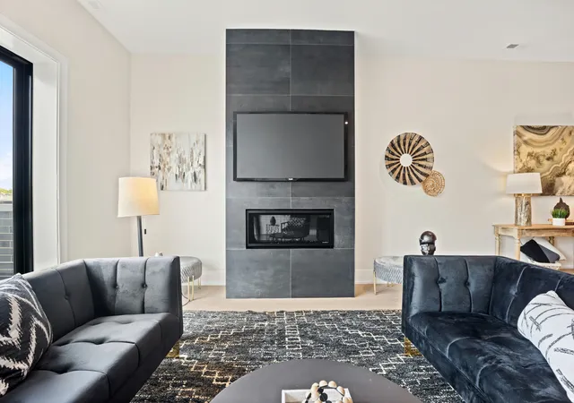 Photo 4 of Condo for sale at 4353 N Richmond Ave #3S, Chicago, IL 60618 | MLS# 12527543 | Listing updated on 2026-06-15