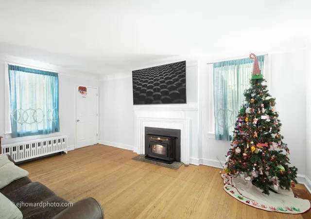 Photo 3 of Single family home for sale at 3655 Kent Pl, Crete, IL 60417 | MLS# 12528871 | Listing updated on 2026-09-01