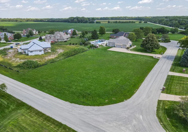2nd image of 1007 Country Ln, Bourbonnais, IL 60914 | MLS# 12530354