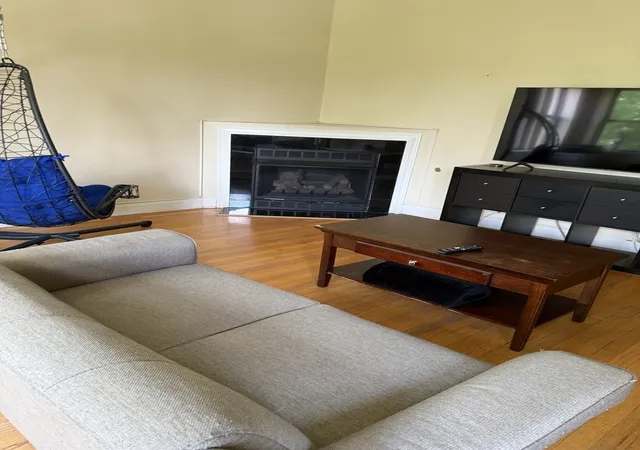 Photo 4 of Condo for sale at 4027 W Crystal St #2, Chicago, IL 60651 | MLS# 12530770 | Listing updated on 2026-10-20