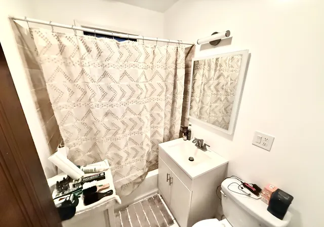 Homes for sale in Chicago, IL | 7130 S Green St, Chicago, IL 60621 | MLS# 12531242