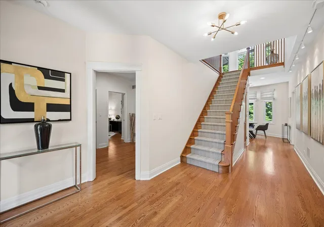 Photo 4 of Single family home for sale at 1035 Meadow Rd, Glencoe, IL 60022 | MLS# 12531326 | Listing updated on 2026-09-29