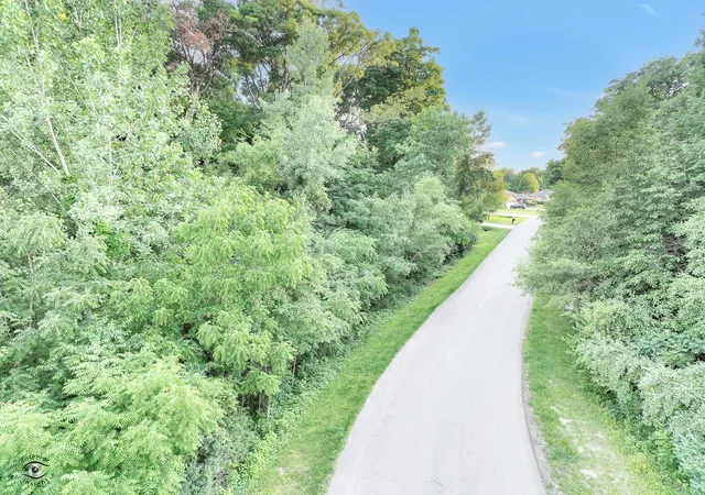 3rd image of 1268 Deer Path, Kankakee, IL 60901 | MLS# 12533094
