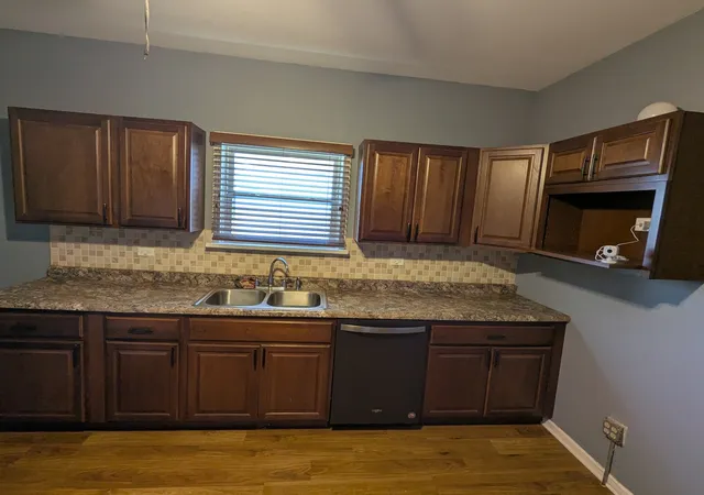 3rd image of 224 156Th St, Calumet City, IL 60409 | MLS# 12533334