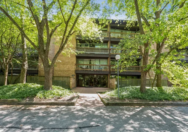Photo 1 of Condo for sale at 5600 Hillcrest Ln #130-3K, Lisle, IL 60532 | MLS# 12535325 | Listing updated on 2026-09-24