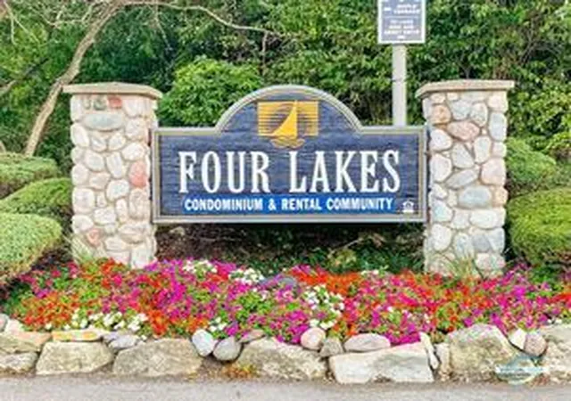 Homes for sale in Lisle, IL | 5600 Hillcrest Ln #130-3K, Lisle, IL 60532 | MLS# 12535325