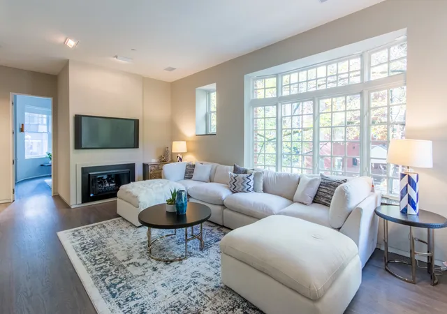 5th image of 1401 N Astor St, Chicago, IL 60610 | MLS# 12535746