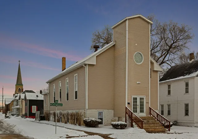 1st image of 194 N Entrance Ave, Kankakee, IL 60901 | MLS# 12536879
