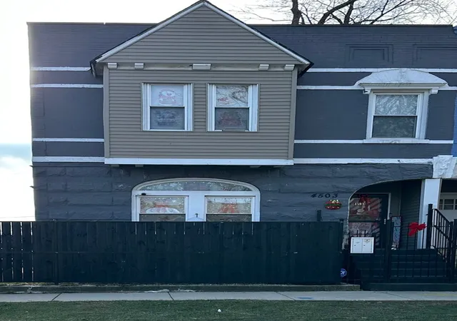 1st image of 4503 W Congress Pkwy, Chicago, IL 60624 | MLS# 12537094