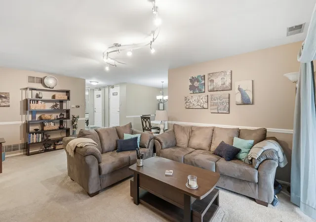 Photo 3 of Condo for sale at 917 Patricia Ln #917, Crete, IL 60417 | MLS# 12538479 | Listing updated on 2026-09-29