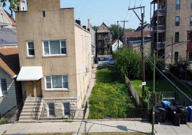 Homes for sale in Chicago, IL | 1012 W 32nd Pl, Chicago, IL 60608 | MLS# 12538920