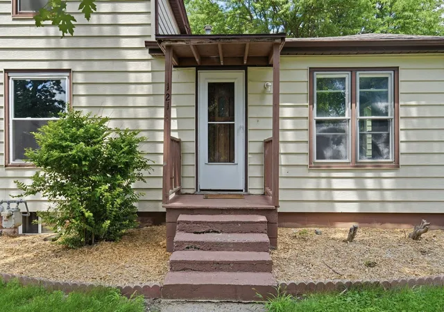 Homes for sale in Forrest, IL | 121 E James St, Forrest, IL 61741 | MLS# 12539066