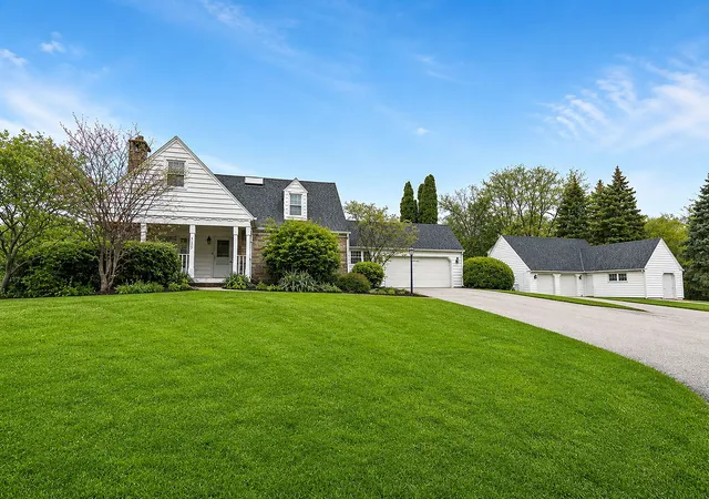Photo 3 of Single family home for sale at 5382 Guilford Blvd, Rockford, IL 61107 | MLS# 12539341 | Listing updated on 2026-08-25