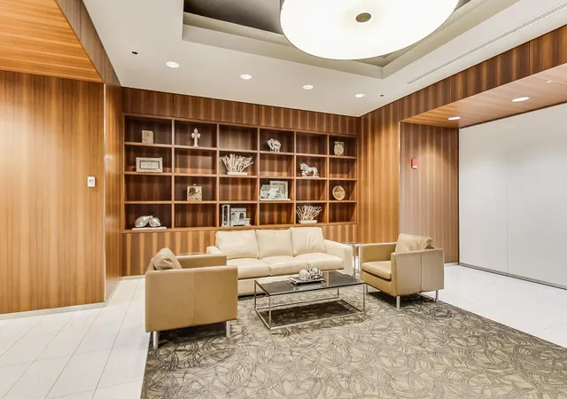 2nd image of 65 E Monroe St, Chicago, IL 60603