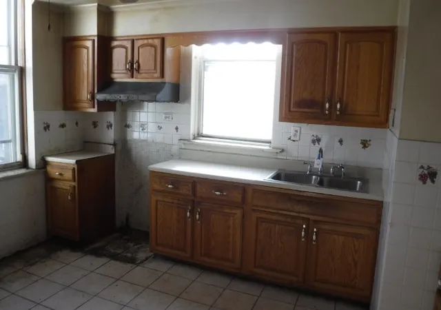image of 6625 S Woodlawn Ave, Chicago, IL 60637 | MLS# 12541471