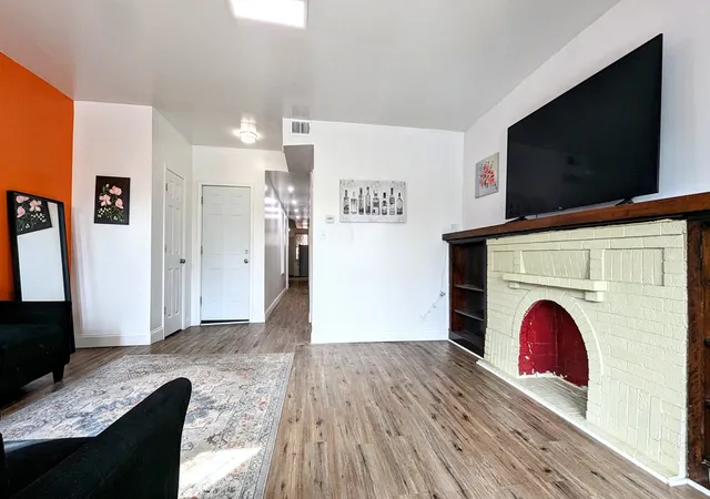 Homes for sale in Chicago, IL | 3948 W Congress Pkwy, Chicago, IL 60624 | MLS# 12541802