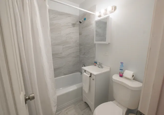 Homes for sale in Chicago, IL | 3948 W Congress Pkwy, Chicago, IL 60624 | MLS# 12541802