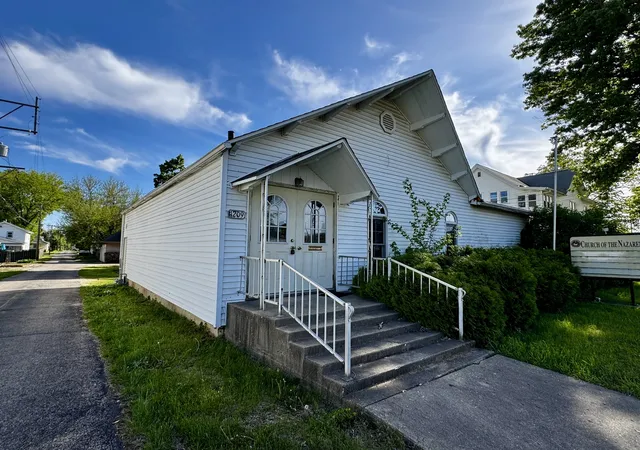 Homes for sale in Mendota, IL | 1209 6Th St, Mendota, IL 61342 | MLS# 12541940