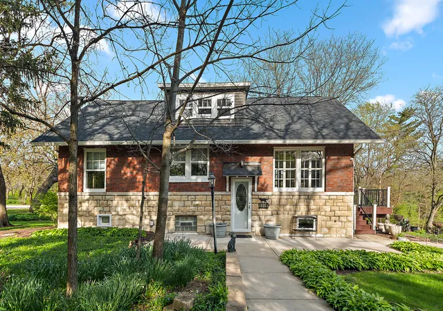 Homes for sale in Palos Park, IL | 8609 W 121st St, Palos Park, IL 60464 | MLS# 12542191