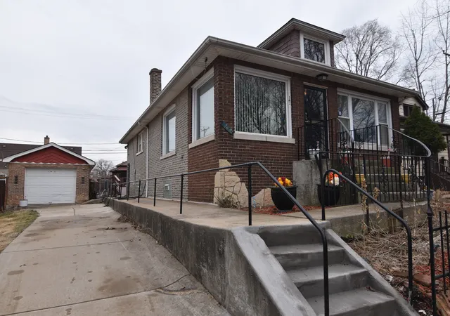 1st image of 141 W 124th St, Chicago, IL 60628 | MLS# 12543842