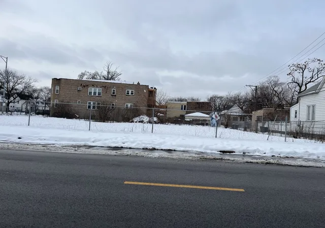 2nd image of 1000 W Marquette Rd, Chicago, IL 60621 | MLS# 12544588