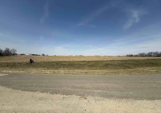 Homes for sale in Lena, IL | 5412 N Timber Ridge Rd, Lena, IL 61048 | MLS# 12545058