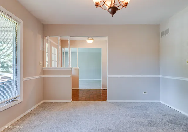 Photo 4 of Single family home for sale at 804 Manchester St, Naperville, IL 60563 | MLS# 12545237 | Listing updated on 2026-10-02