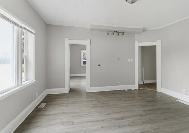4th image of 1601 N Mckinley Ave, Champaign, IL 61821 | MLS# 12546313